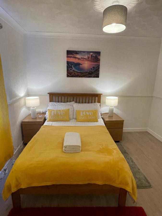 Holiday Home Cardiff City Sleeps 7 Exterior photo
