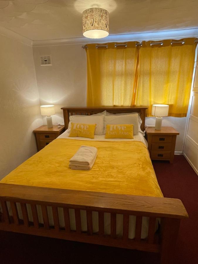 Holiday Home Cardiff City Sleeps 7 Exterior photo
